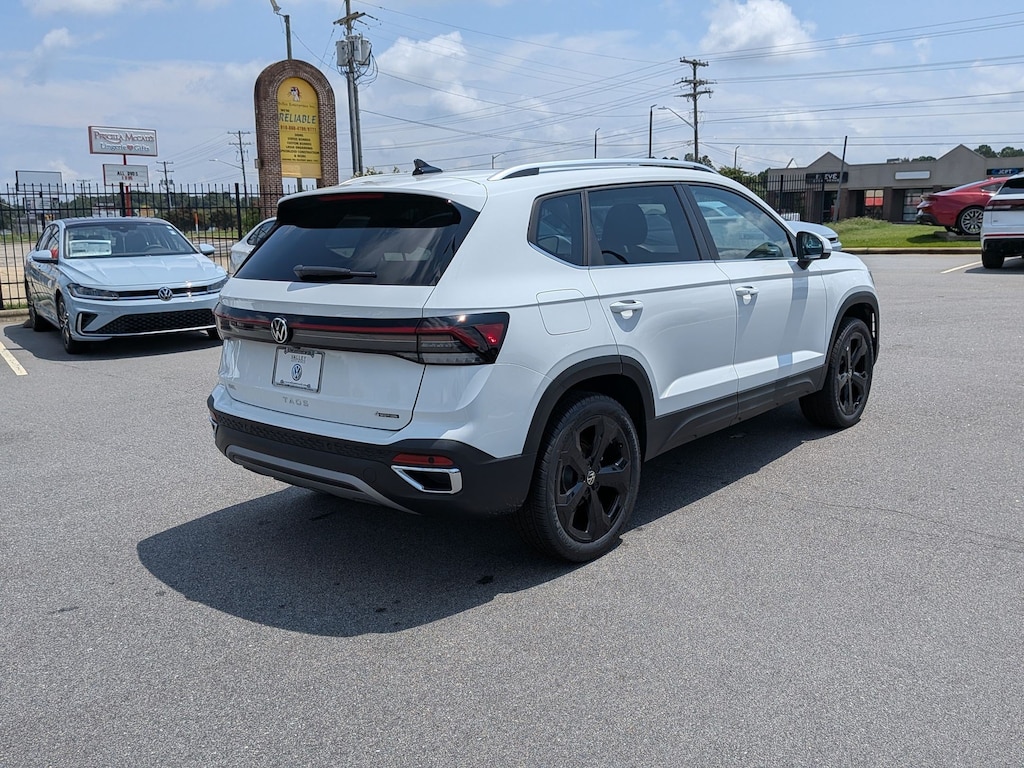 New 2026 Volkswagen Taos SEL SEL 4MOTION