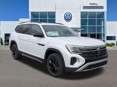 2026 Volkswagen Atlas 2.0T Peak Edition 2.0T Peak Edition 4MOTION