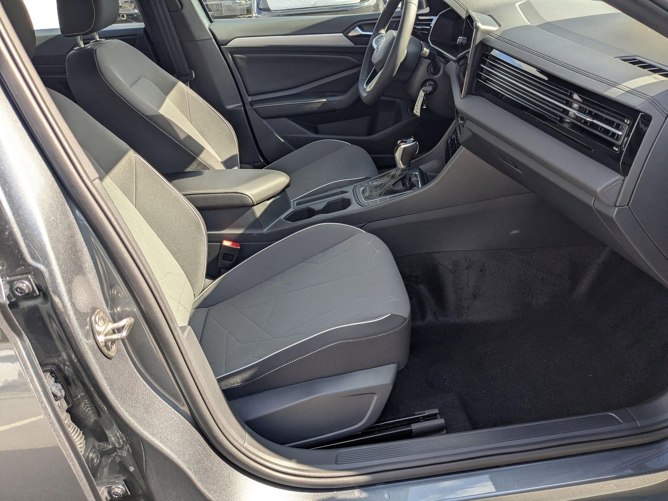 2026 Volkswagen Jetta Sport - Photo 34