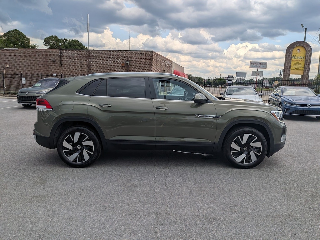 New 2026 Volkswagen Atlas Cross Sport 2.0T SE w/Technology 2.0T SE w/Technology 4MOTION