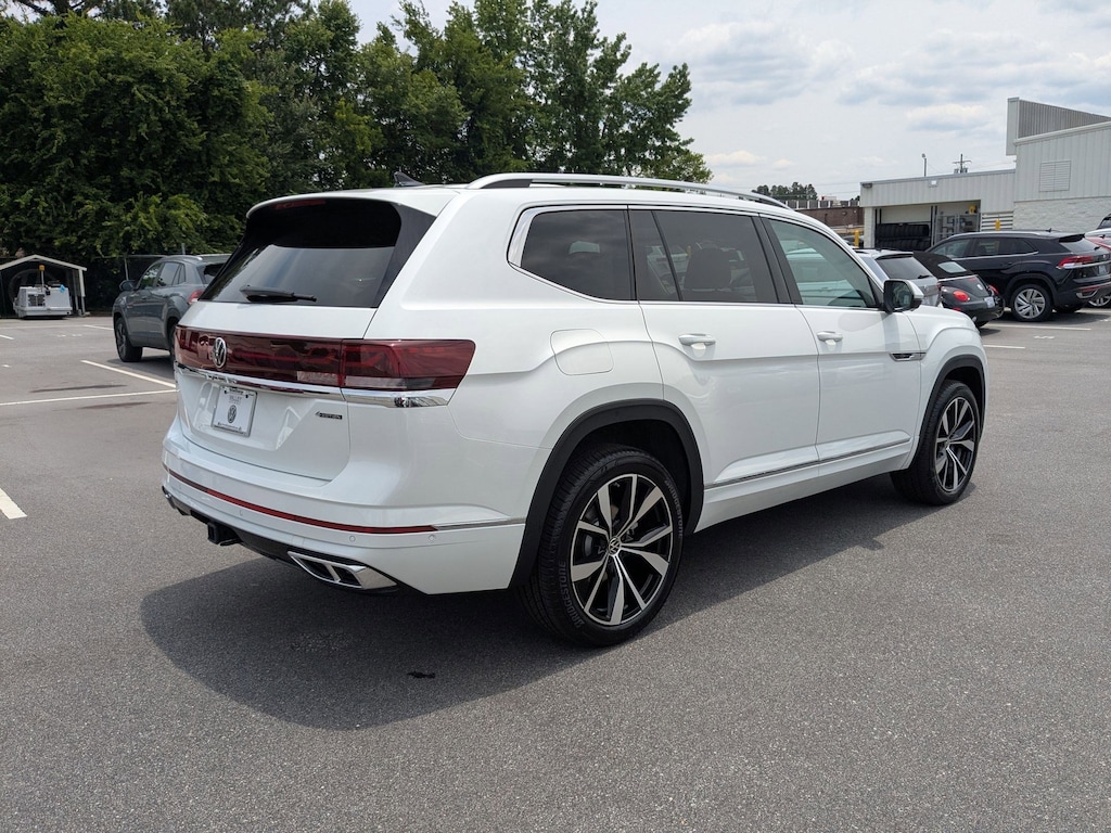 New 2025 Volkswagen Atlas 2.0T SEL Premium R-Line 2.0T SEL Premium R-Line 4MOTION