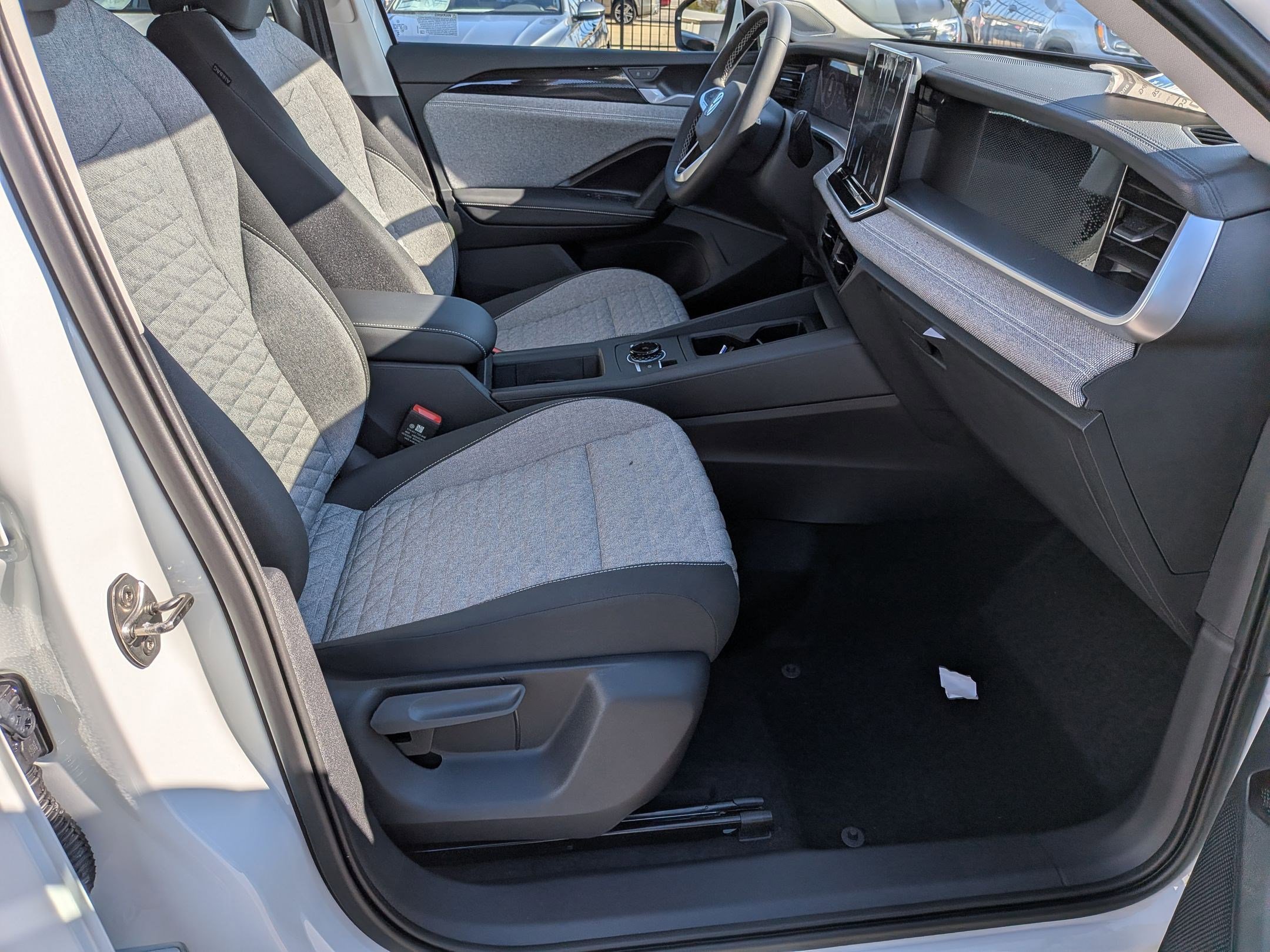 2026 Volkswagen Tiguan S - Photo 34