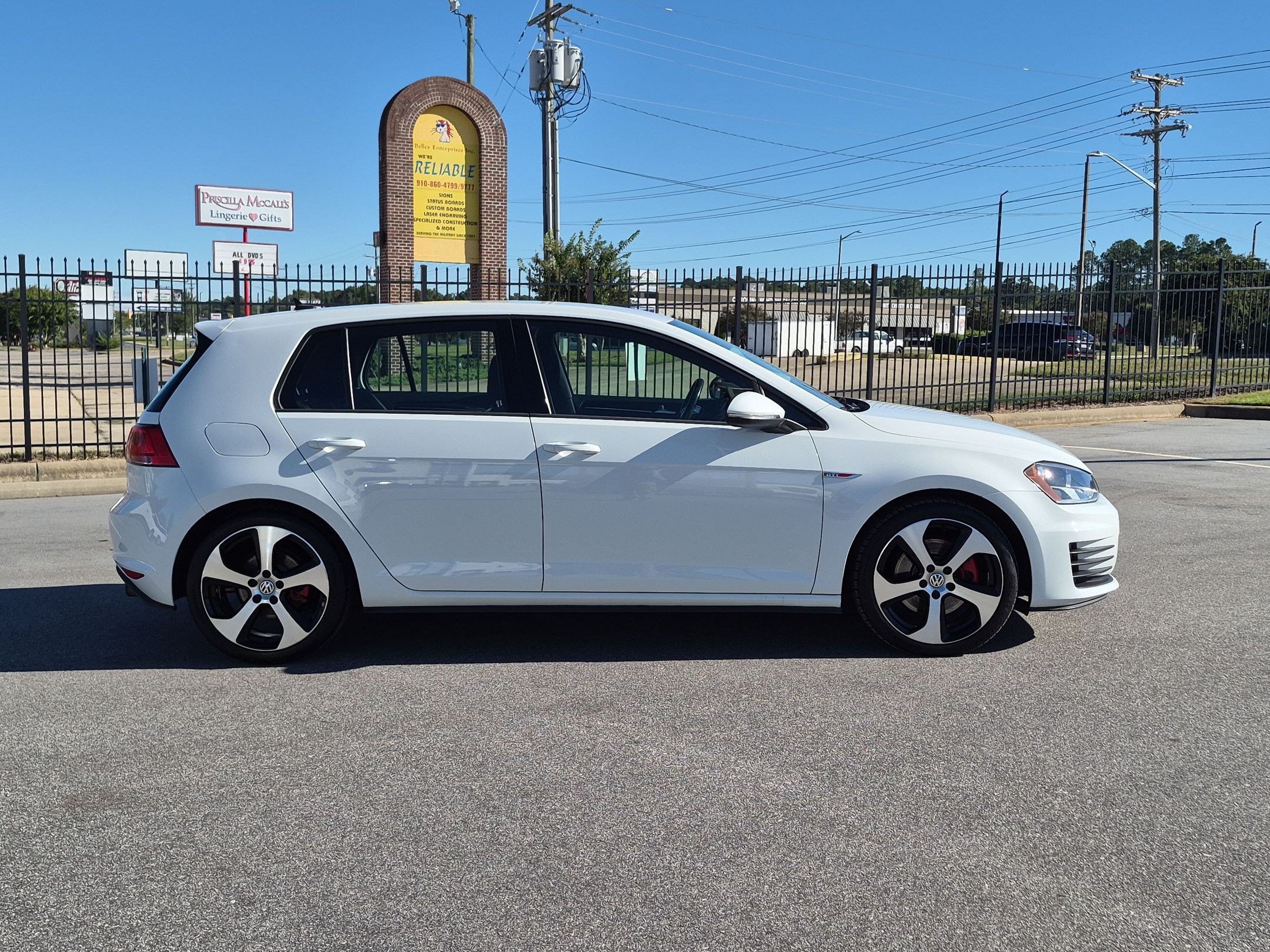 3VW4T7AU6GM048352