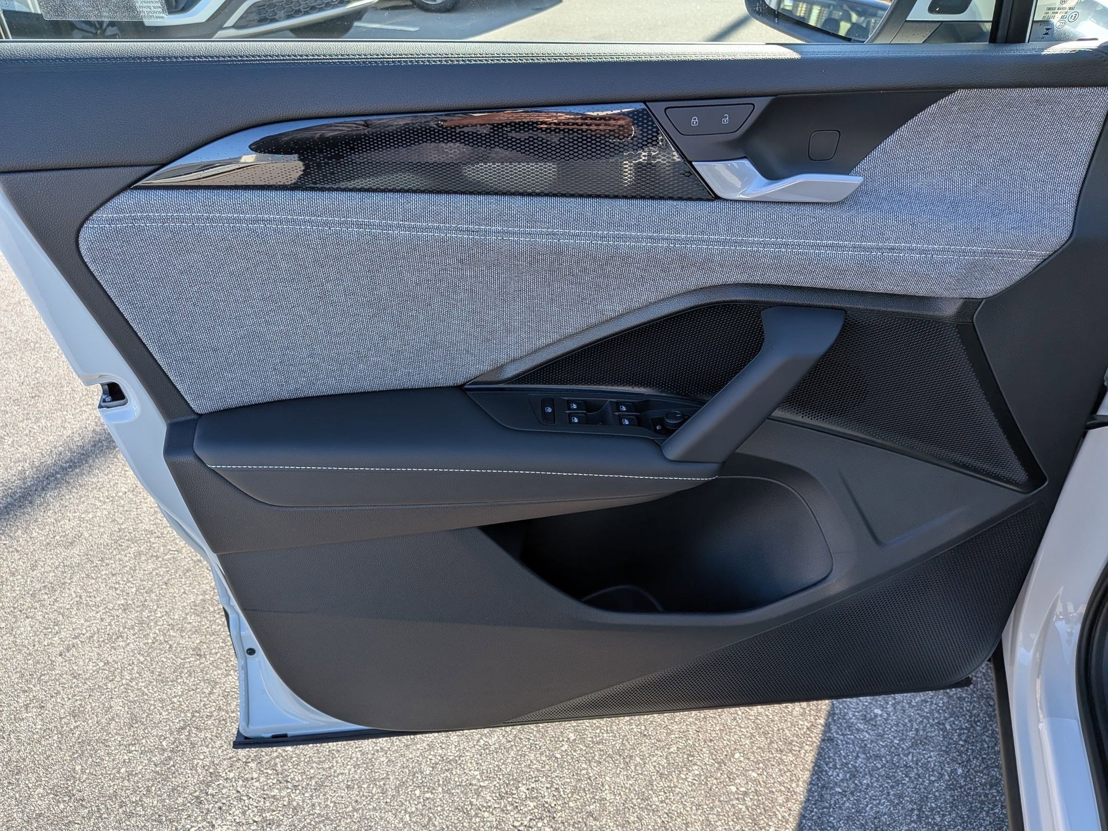 2026 Volkswagen Tiguan S - Photo 11