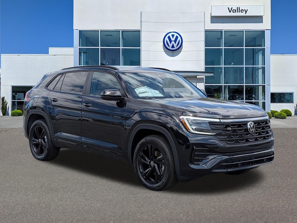 New 2026 Volkswagen Atlas Cross Sport 2.0T SEL R-Line Black 2.0T SEL R-Line Black 4MOTION
