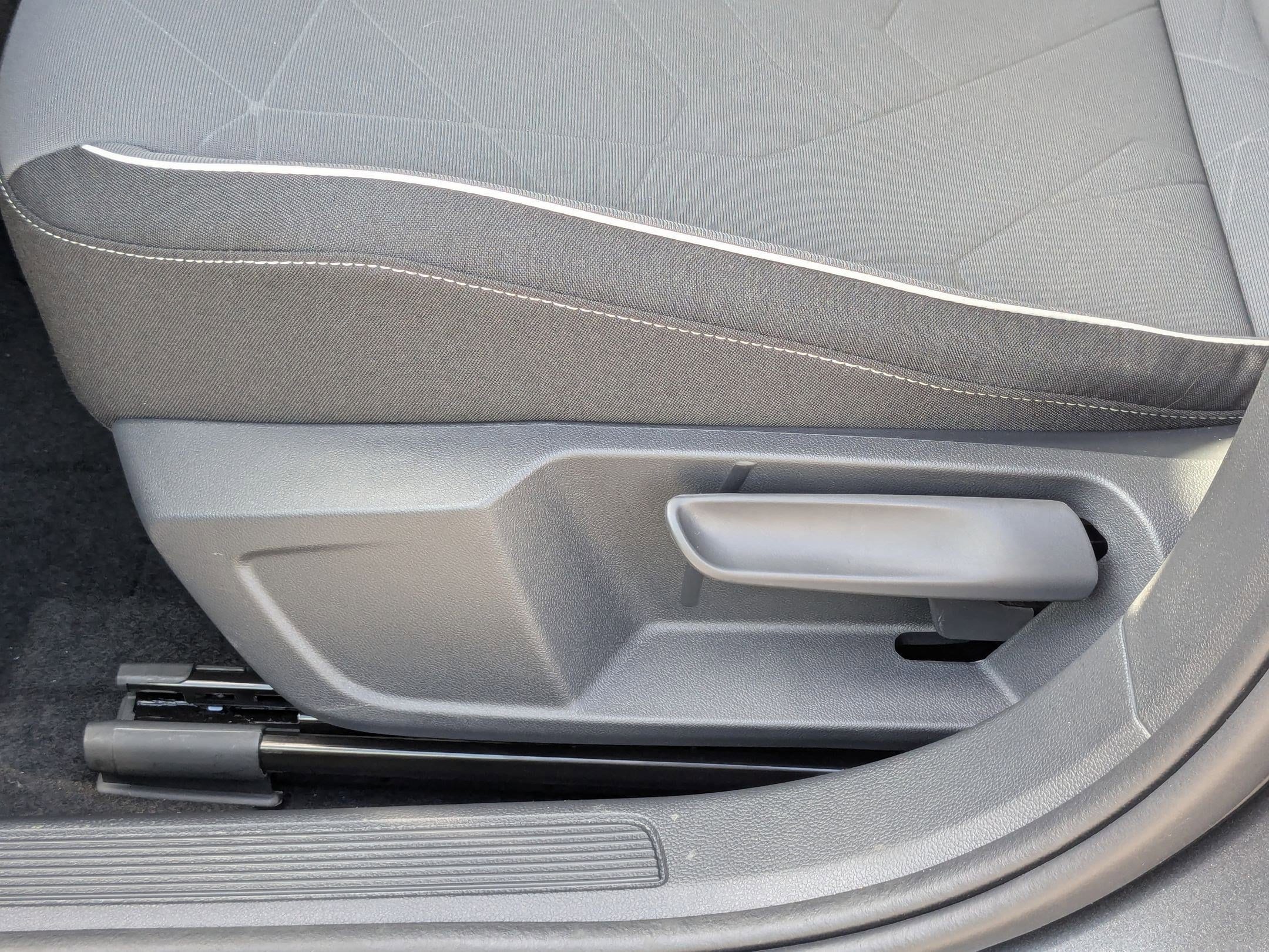 2026 Volkswagen Jetta Sport - Photo 15