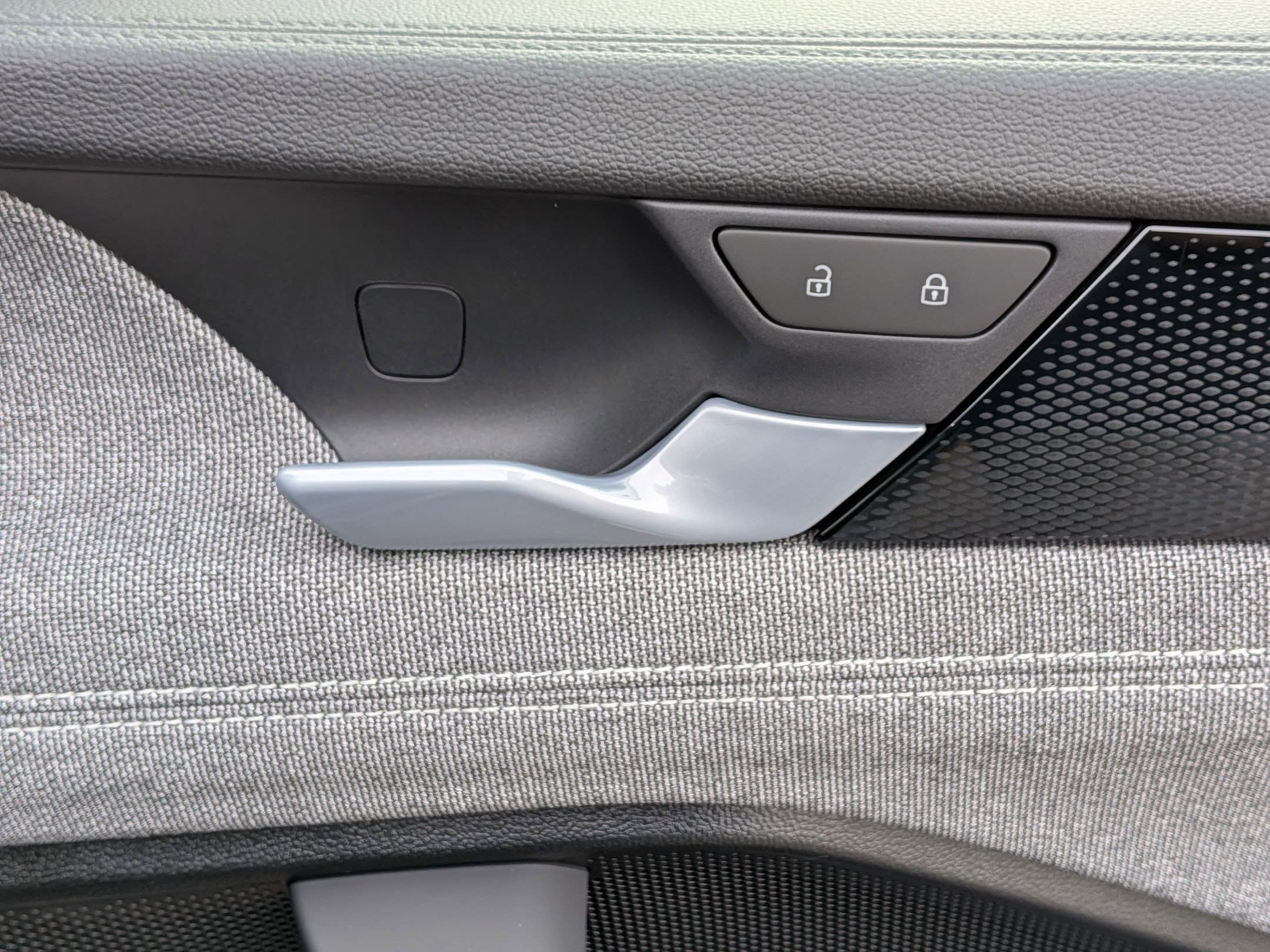 2026 Volkswagen Tiguan S - Photo 32