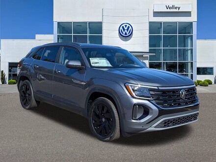 2025 Volkswagen Atlas Cross Sport 2.0T SE w/Technology 2.0T SE w/Technology 4MOTION