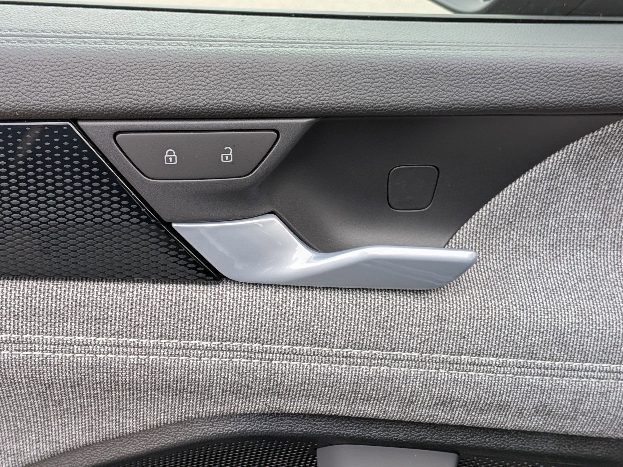 2026 Volkswagen Tiguan S - Photo 12
