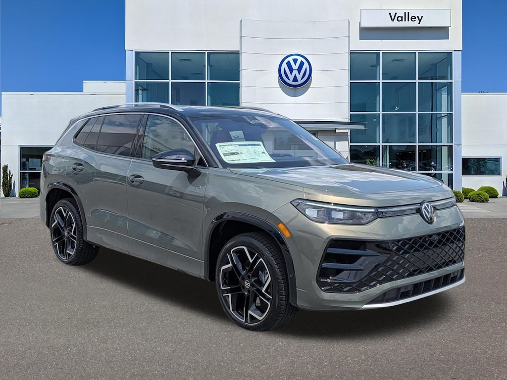 New 2026 Volkswagen Tiguan SEL R-Line Turbo SEL R-Line Turbo 4MOTION