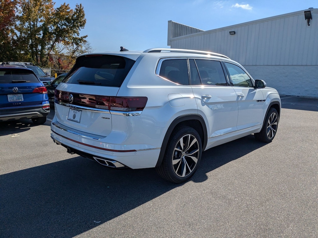 New 2026 Volkswagen Atlas 2.0T SEL Premium R-Line 2.0T SEL Premium R-Line 4MOTION