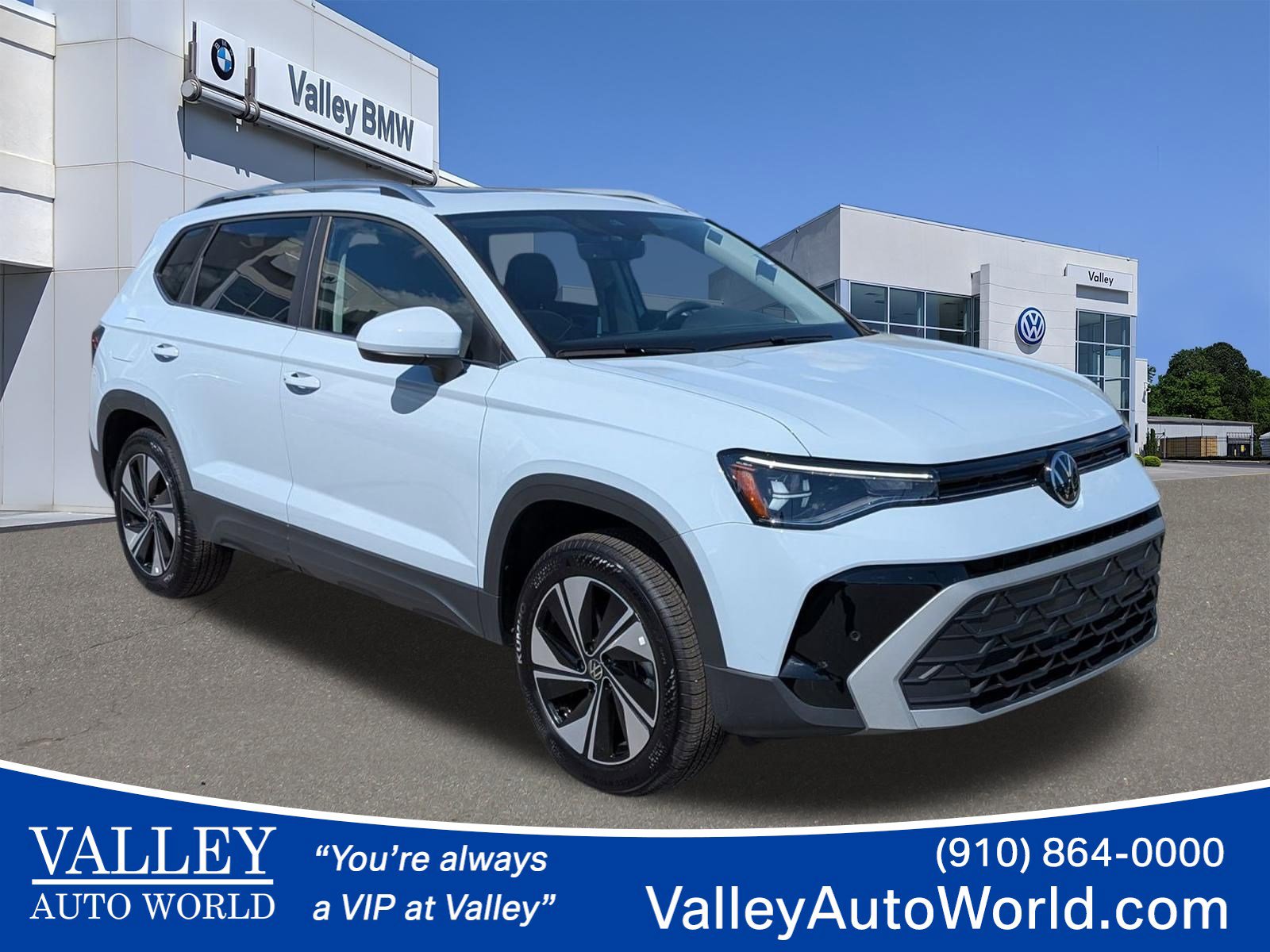 2025 Volkswagen Taos 1.5T SE 4Motion's photo