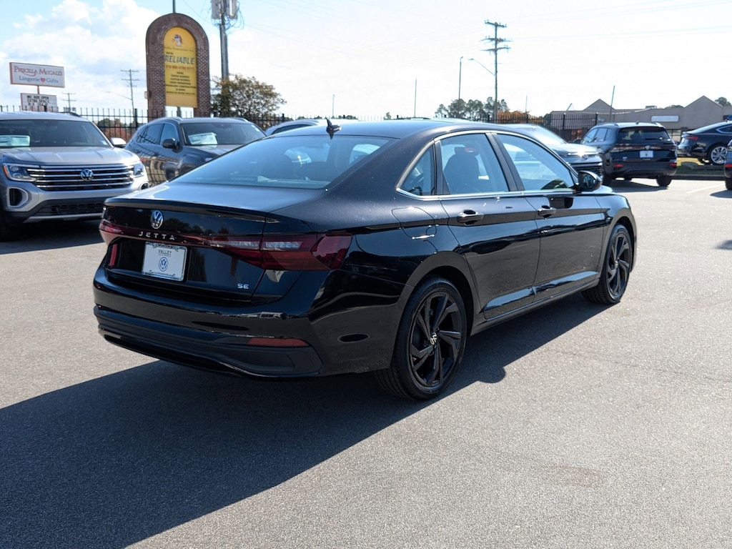 New 2026 Volkswagen Jetta SE SE Auto