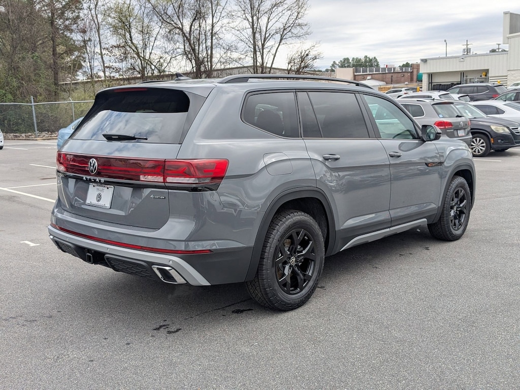 New 2025 Volkswagen Atlas 2.0T Peak Edition 2.0T Peak Edition 4MOTION