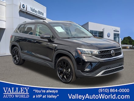 2023 Volkswagen Taos SE SE 4MOTION *Ltd Avail* 2023 Volkswagen Taos SE SE 4MOTION *Ltd Avail*