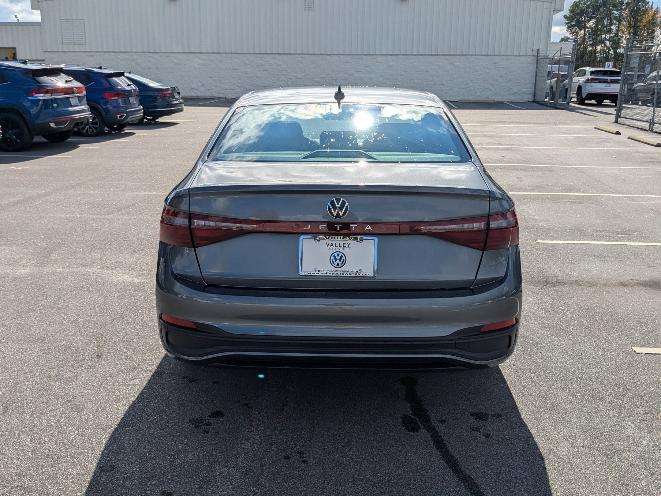 2026 Volkswagen Jetta Sport - Photo 4