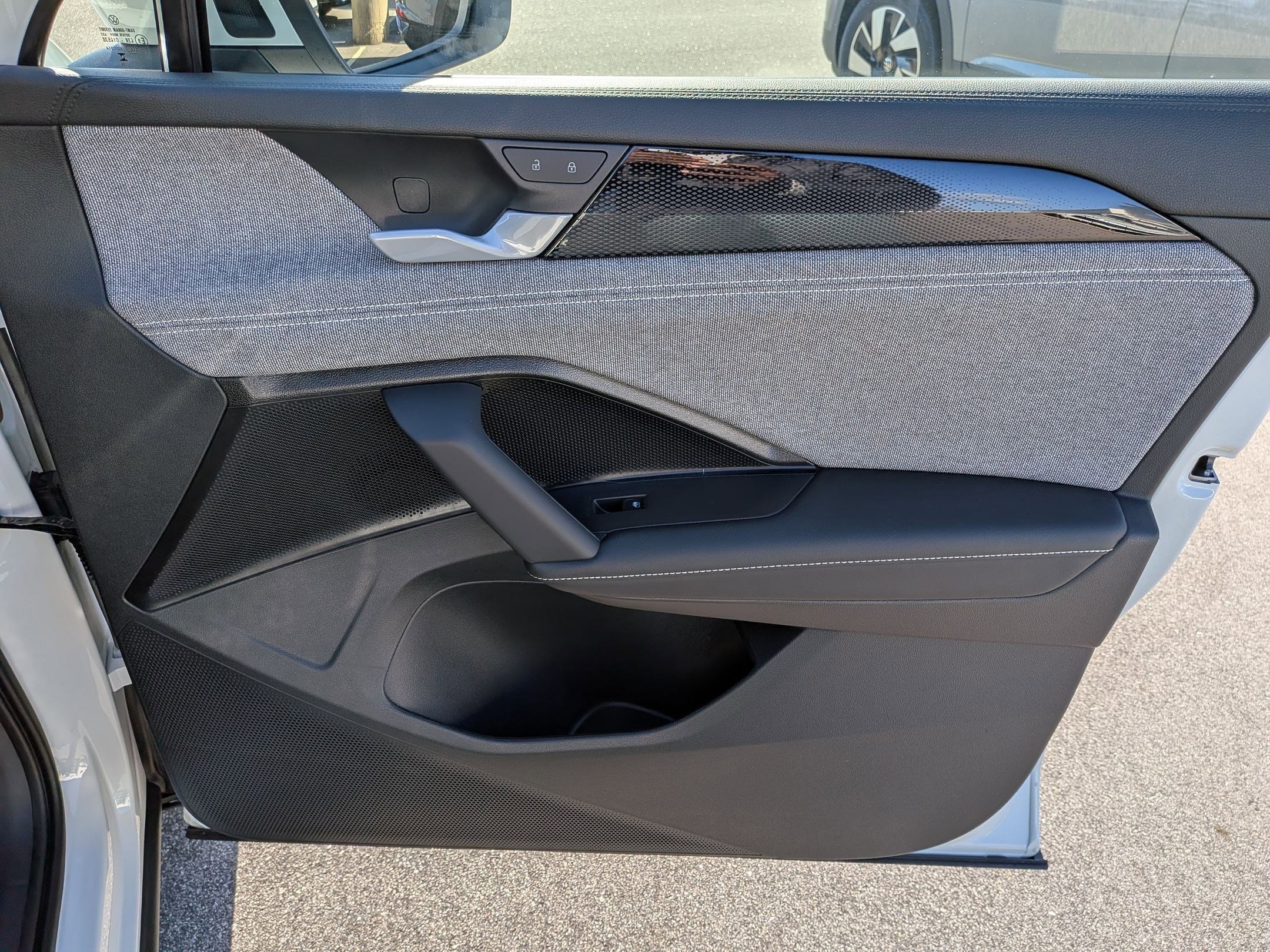2026 Volkswagen Tiguan S - Photo 31