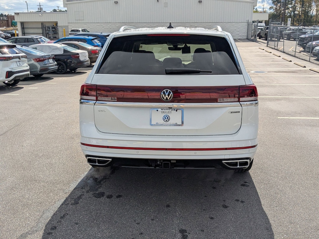 New 2026 Volkswagen Atlas 2.0T SEL Premium R-Line 2.0T SEL Premium R-Line 4MOTION