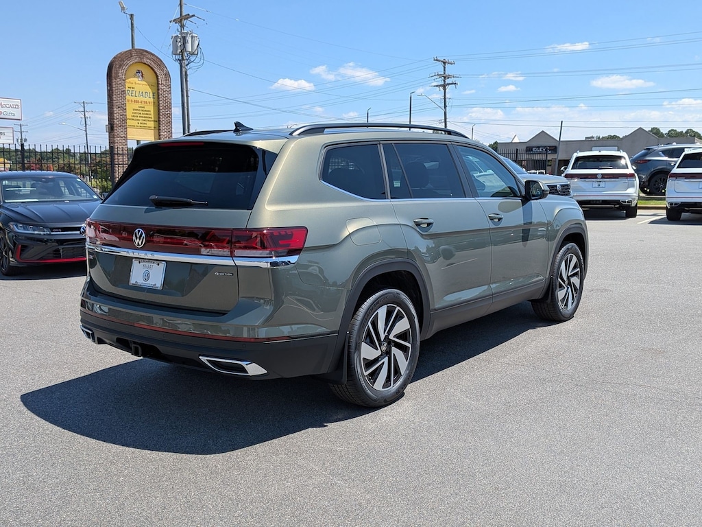 New 2026 Volkswagen Atlas 2.0T SE w/Technology 2.0T SE w/Technology 4MOTION