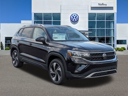 2024 Volkswagen Taos SE SE 4MOTION