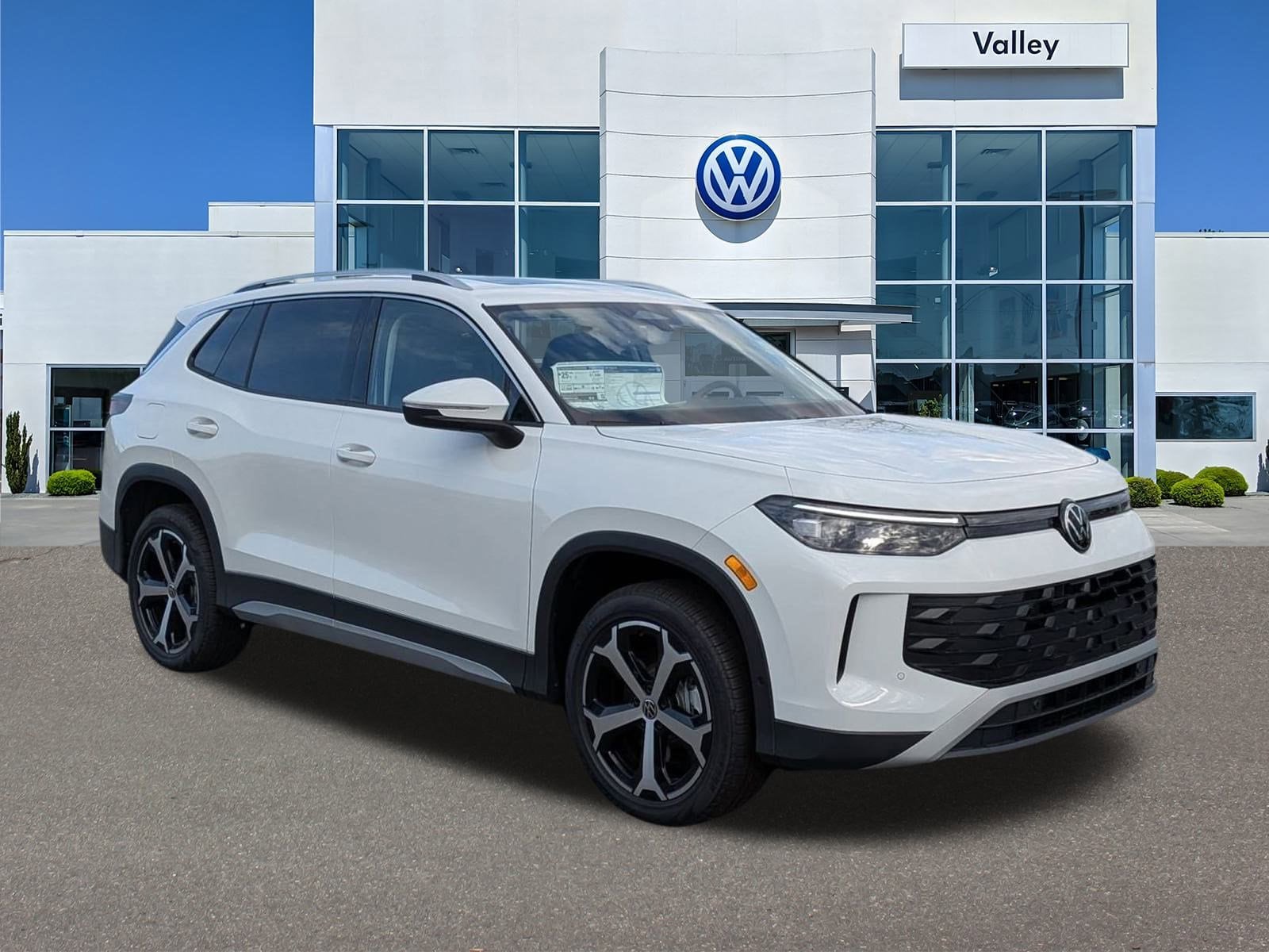 2026 Volkswagen Tiguan SE 4MOTION 