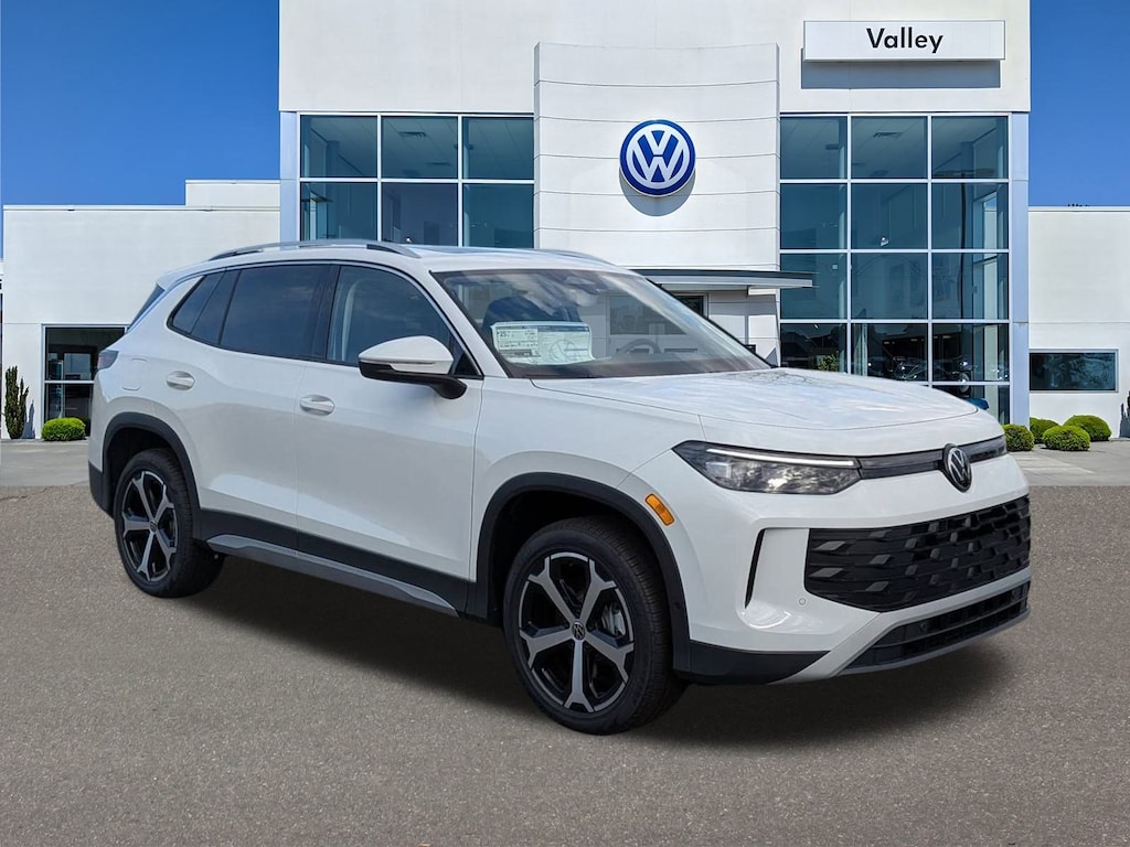 New 2026 Volkswagen Tiguan SE 2.0T SE 4MOTION