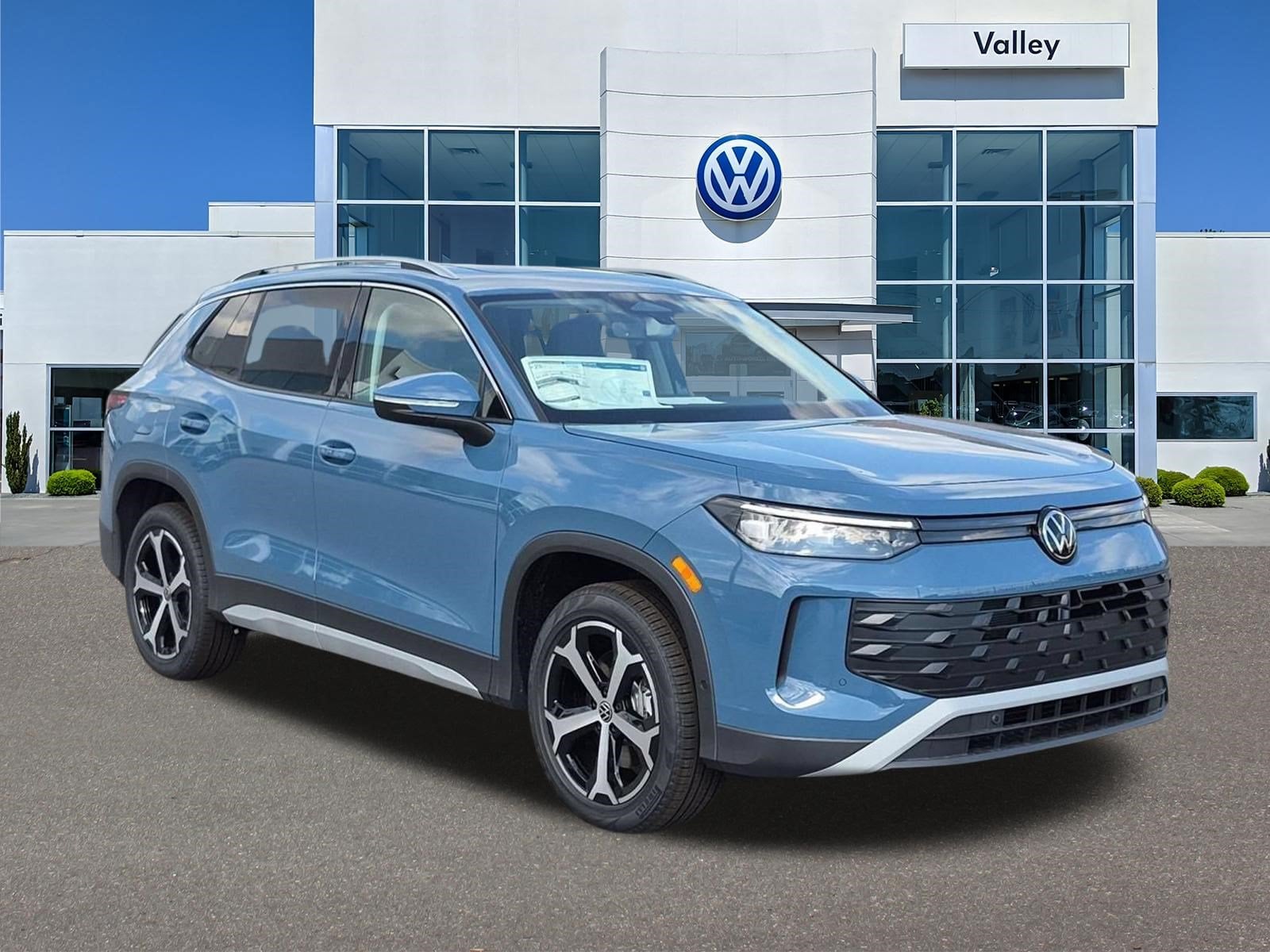 2026 Volkswagen Tiguan SE 4MOTION 