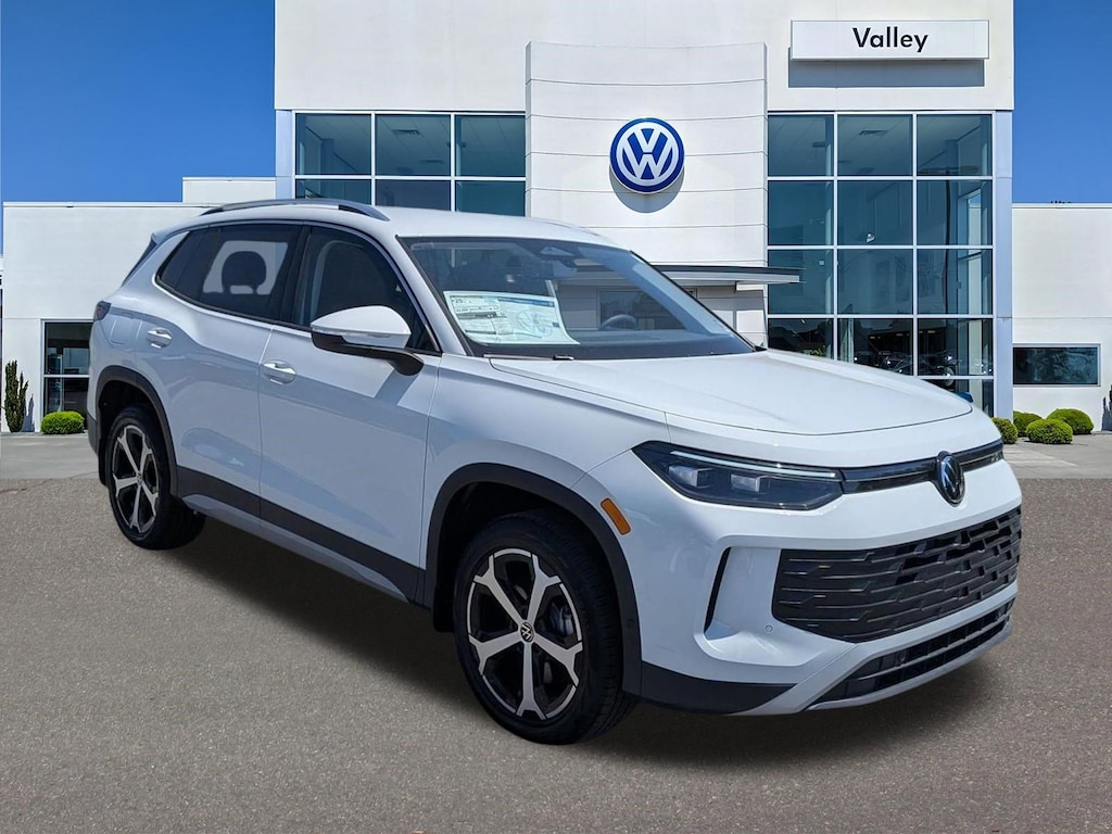 New 2026 Volkswagen Tiguan SE SE 4MOTION