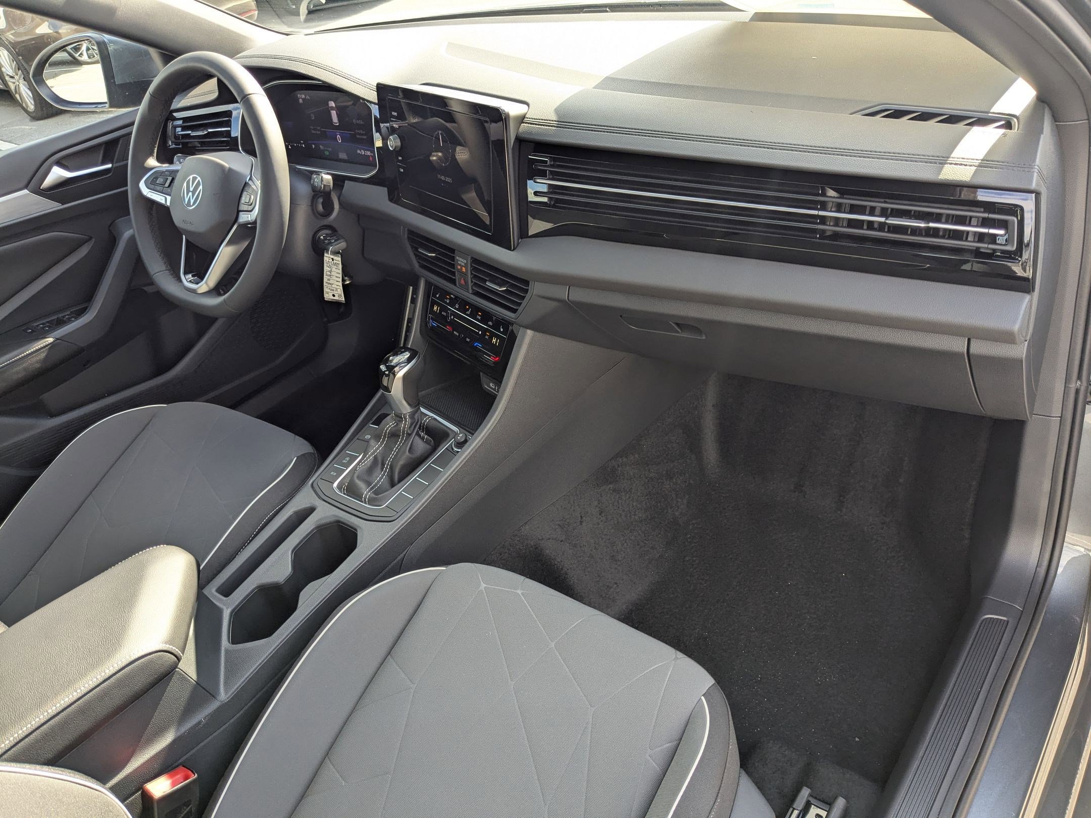 2026 Volkswagen Jetta Sport - Photo 35