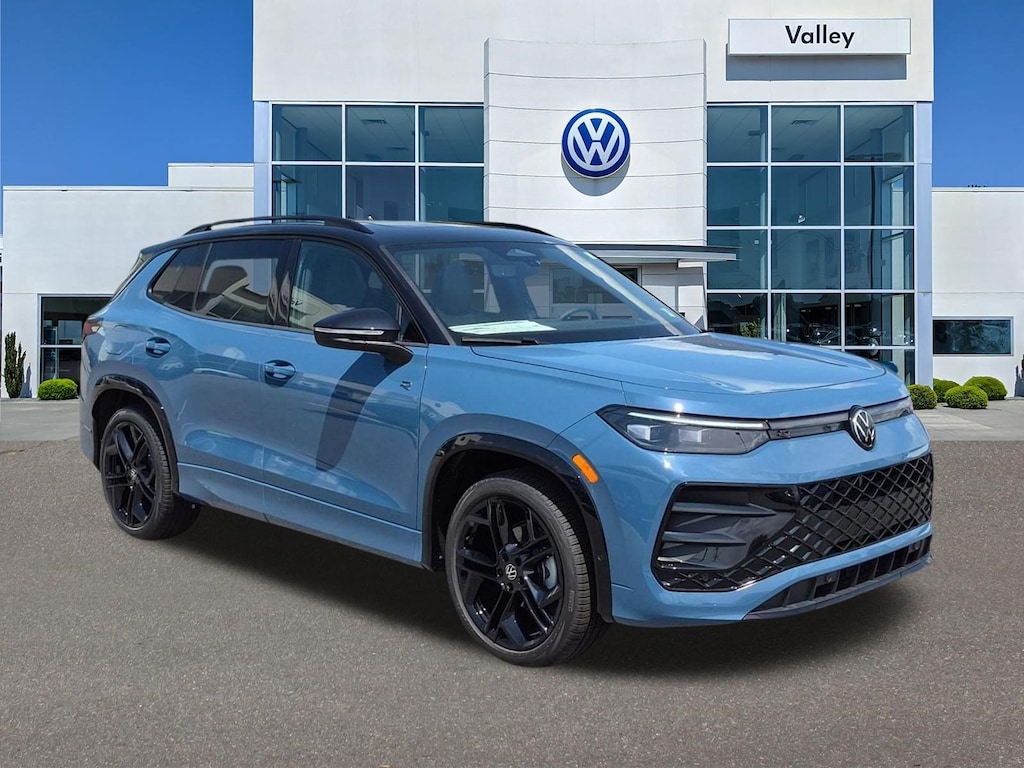 New 2026 Volkswagen Tiguan SE R-Line Black SE R-Line Black FWD