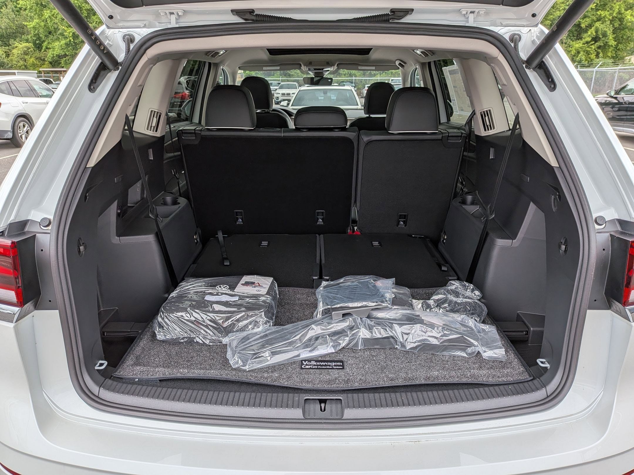 2026 Volkswagen Atlas SEL Premium R-Line - Photo 33