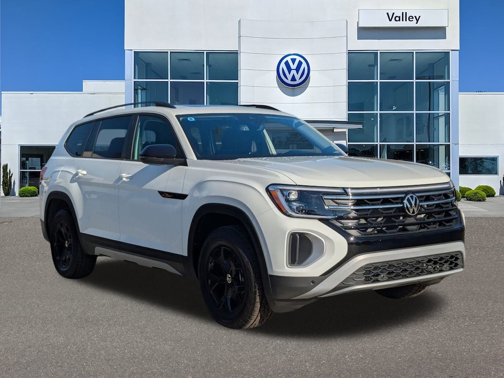 New 2025 Volkswagen Atlas 2.0T Peak Edition 2.0T Peak Edition 4MOTION