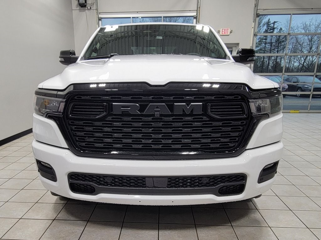 New 2025 Ram 1500 BIG HORN CREW CAB 4X4 5