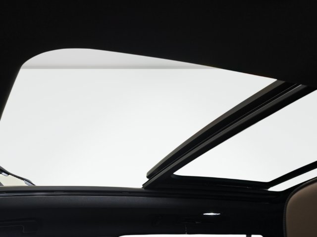 2027 Chevrolet Suburban High Country - Photo 11