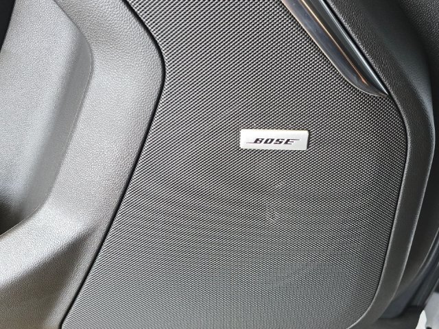 2027 Chevrolet Suburban High Country - Photo 26