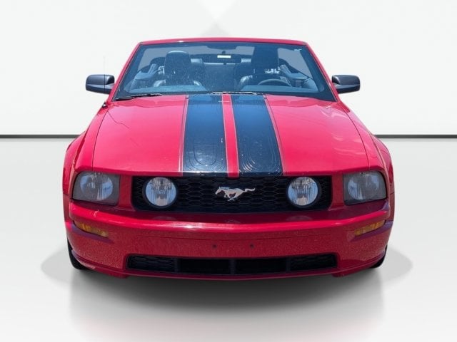 Used 2006 Ford Mustang GT Deluxe with VIN 1ZVFT85H965222799 for sale in Valley, AL