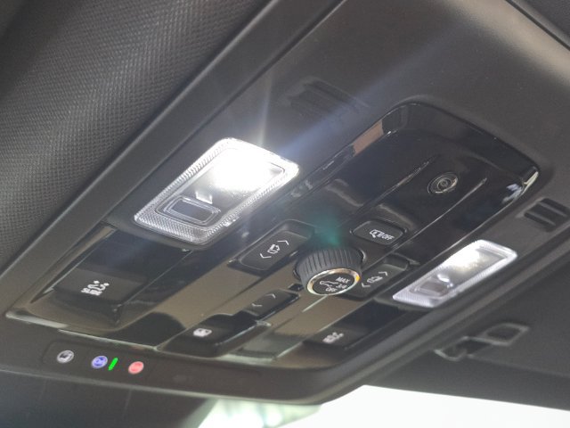 2027 Chevrolet Suburban High Country - Photo 24