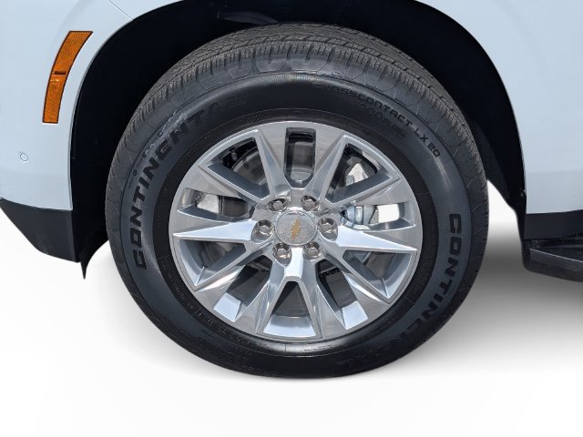 2027 Chevrolet Suburban Premier - Photo 9