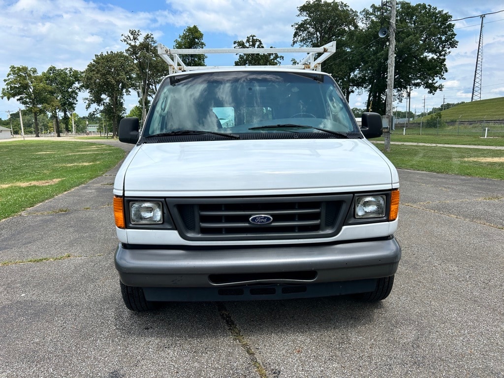 Used 2004 Ford Econoline Van Commercial with VIN 1FTRE14W24HA43906 for sale in Wellington, OH