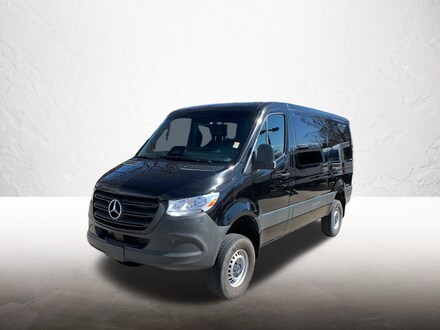 2025 Mercedes-Benz Sprinter 2500 Standard Roof 4-Cyl Diesel HO Van Crew Van