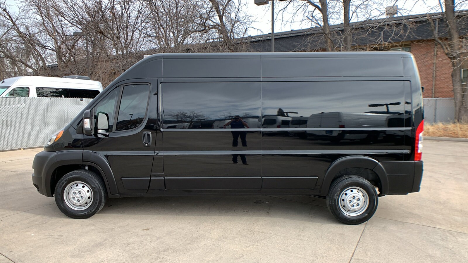 2022 Ram ProMaster 2500 Cargo Van photo 2