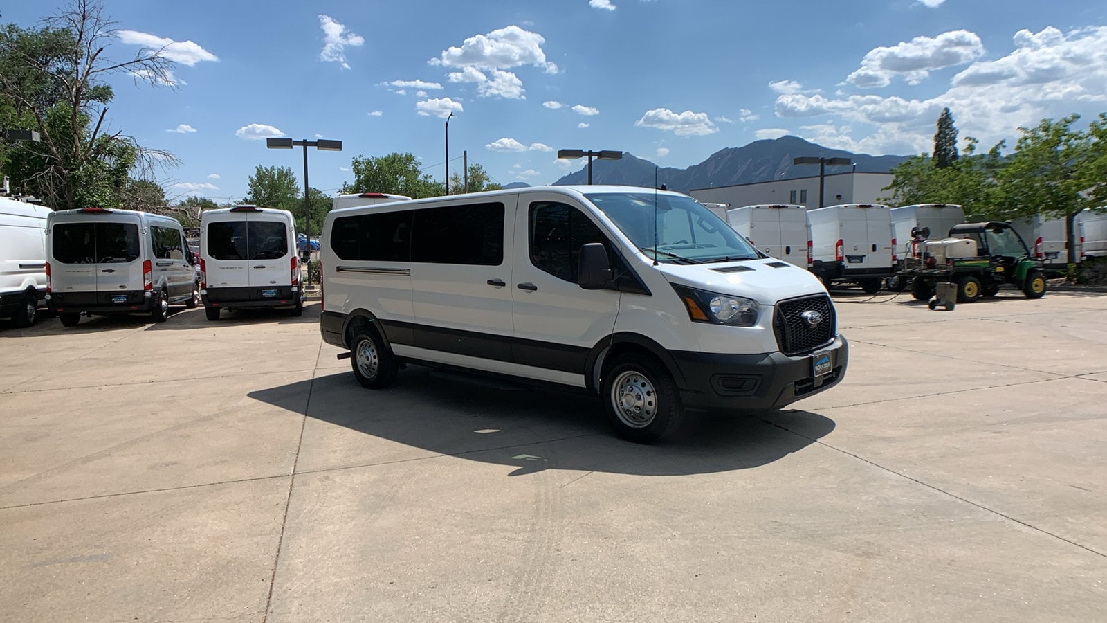 2024 Ford Transit Passenger Van XL - Photo 7