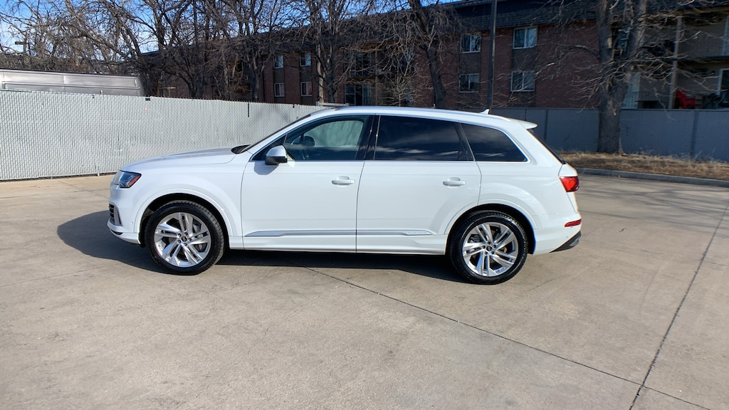 Used 2024 Audi Q7 55 Premium SUV