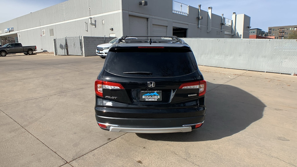 Used 2021 Honda Pilot Touring 7 Passenger 2WD SUV