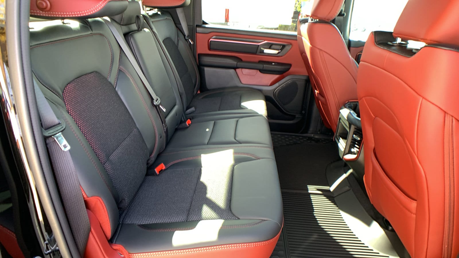 2026 RAM 1500 Rebel - Photo 29