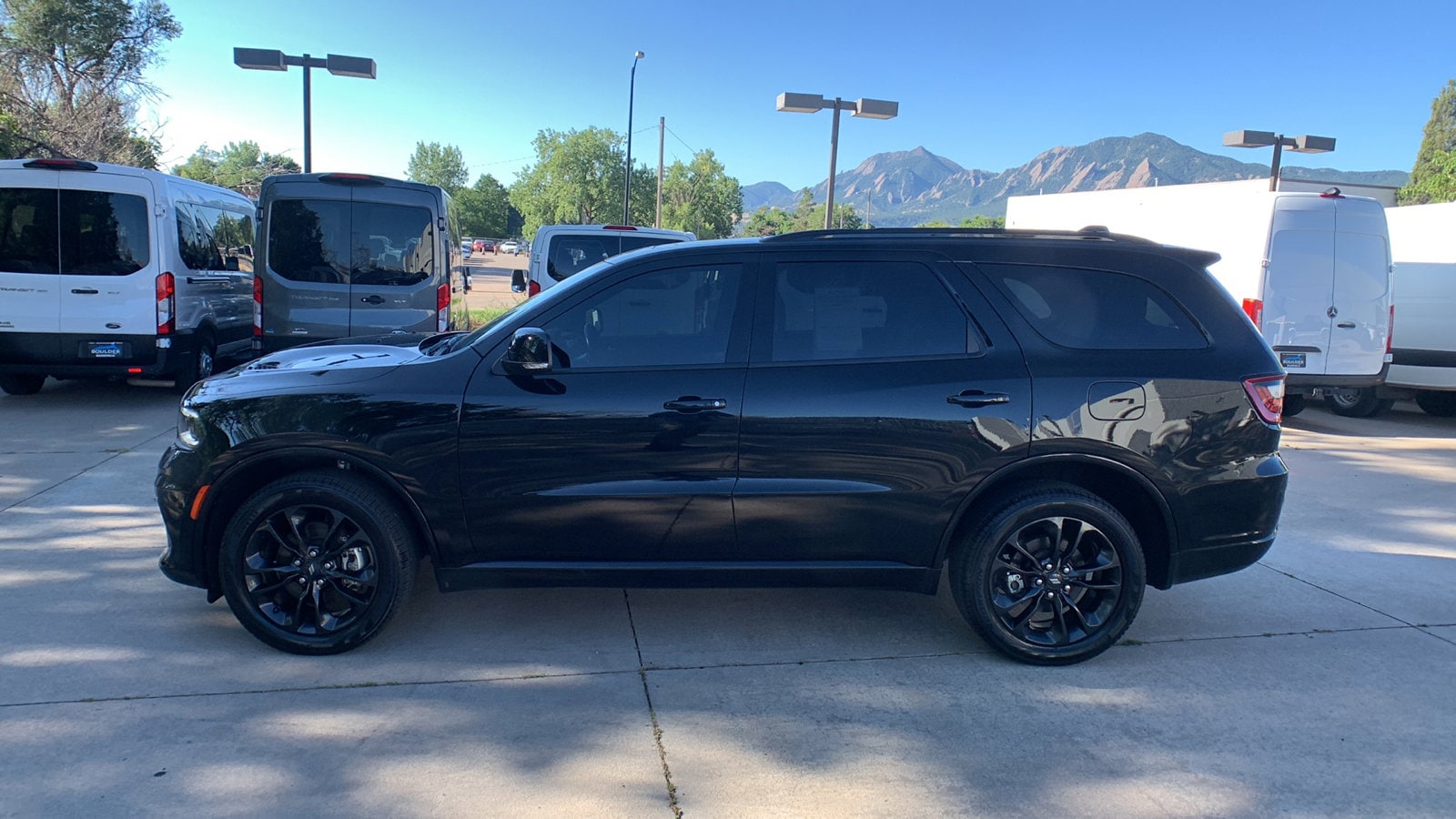 Used 2022 Dodge Durango GT Plus with VIN 1C4RDJDG1NC199283 for sale in Boulder, CO