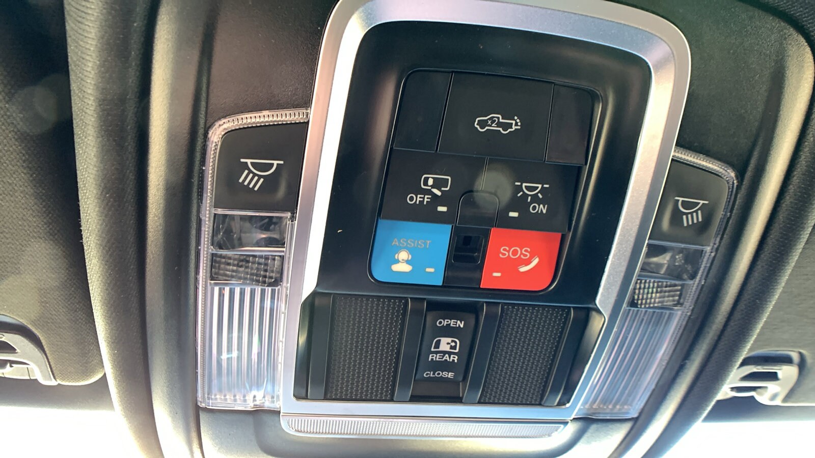 2026 RAM 1500 Rebel - Photo 19