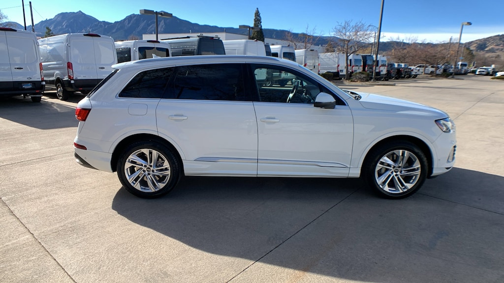 Used 2024 Audi Q7 55 Premium SUV