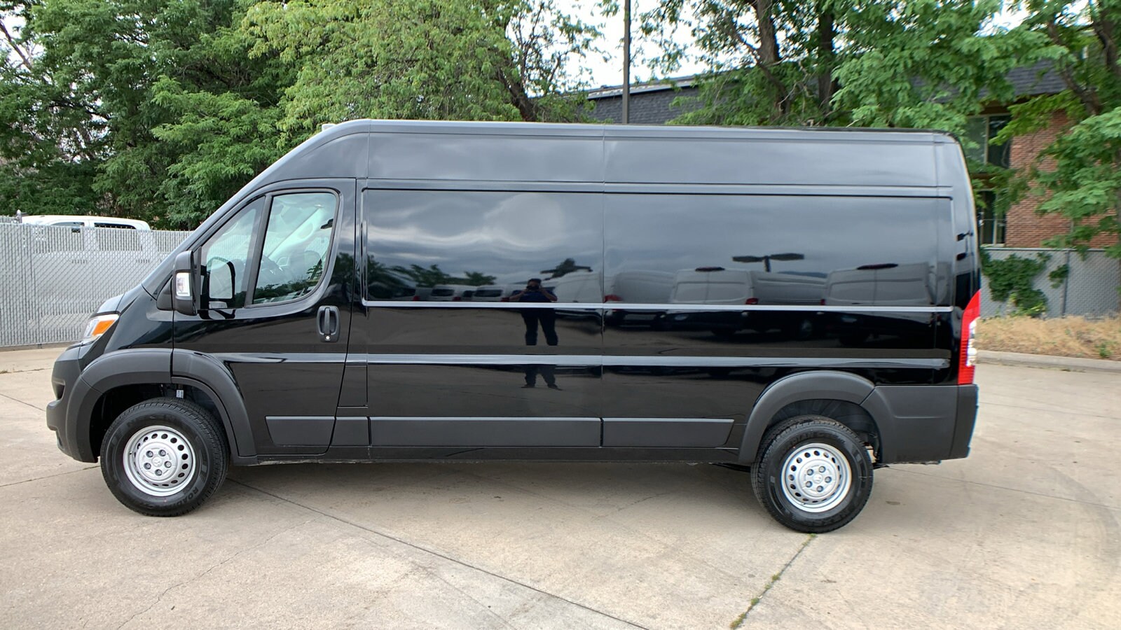 2025 Ram ProMaster 2500 photo 2