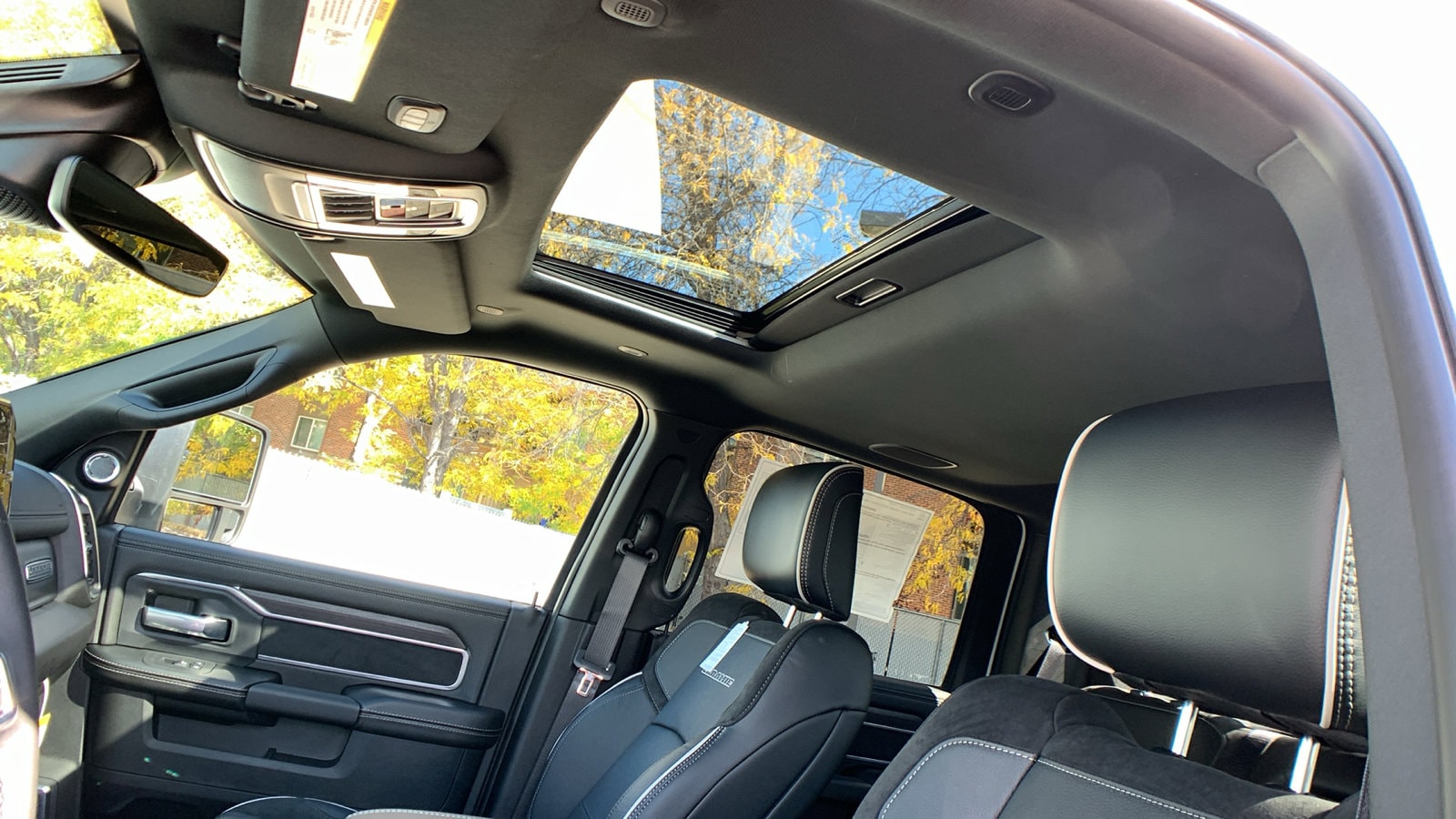 2026 RAM 2500 Laramie - Photo 13
